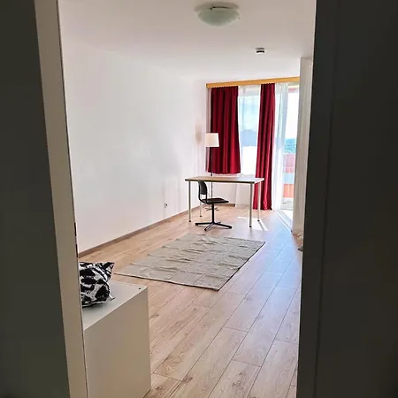 Cozy Sunny For One Apartment